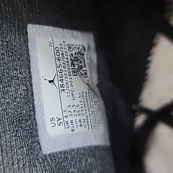 Air Jordan 6 Retro GS Toro Bravo Children's Sneakers 384665-600 Size 5Y - Picture 8 of 17